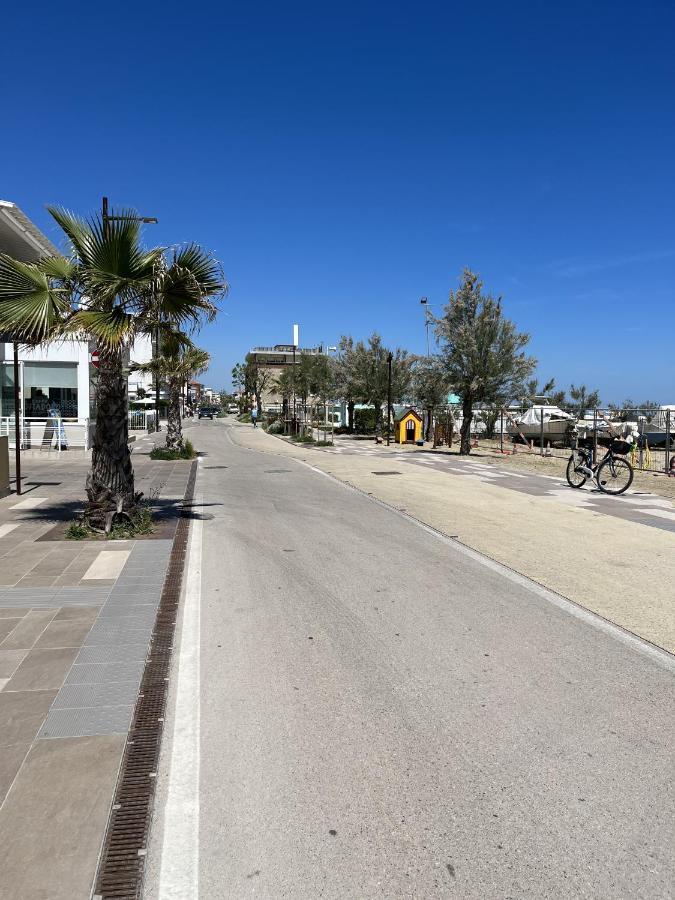 Hotel Laguna Blu Rimini Luaran gambar