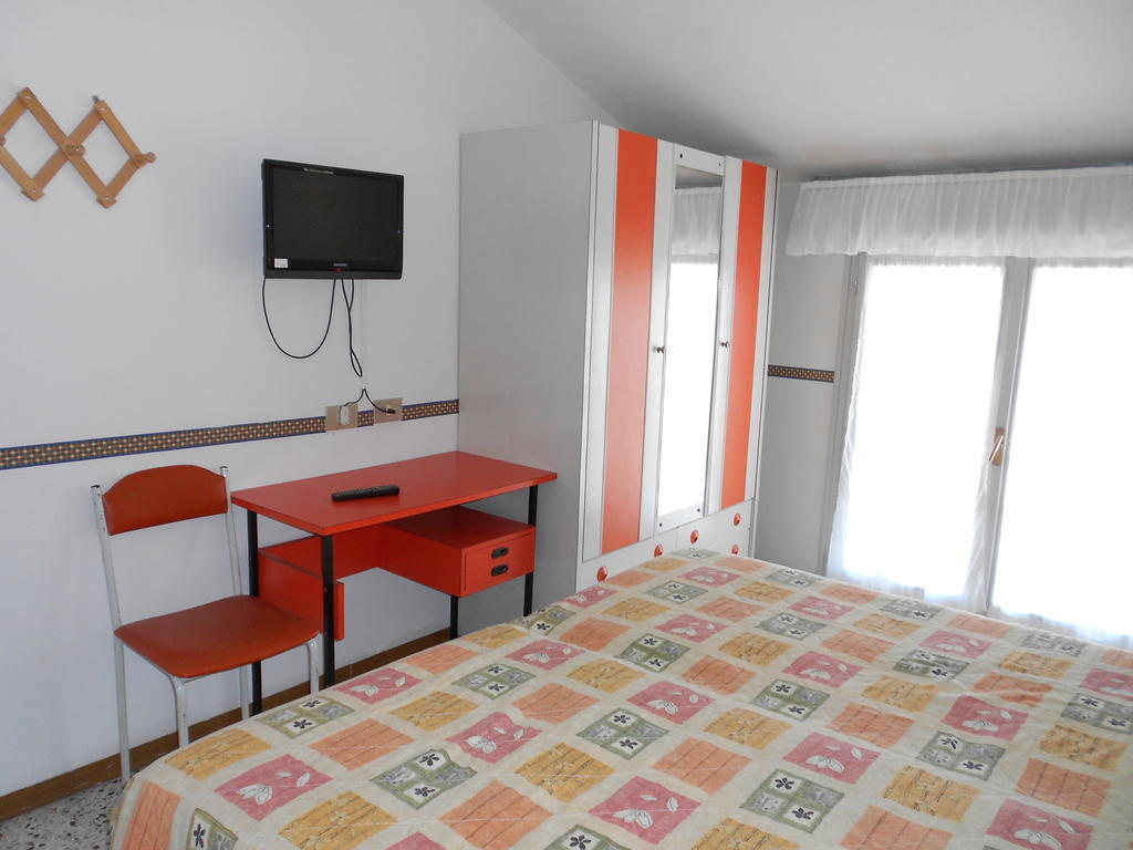 Hotel Laguna Blu Rimini Bilik gambar