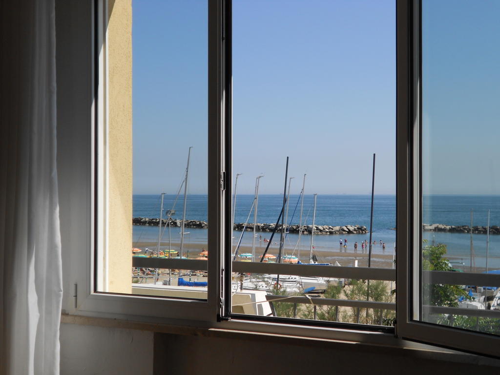 Hotel Laguna Blu Rimini Bilik gambar