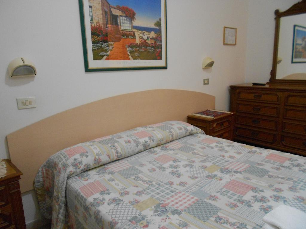 Hotel Laguna Blu Rimini Bilik gambar