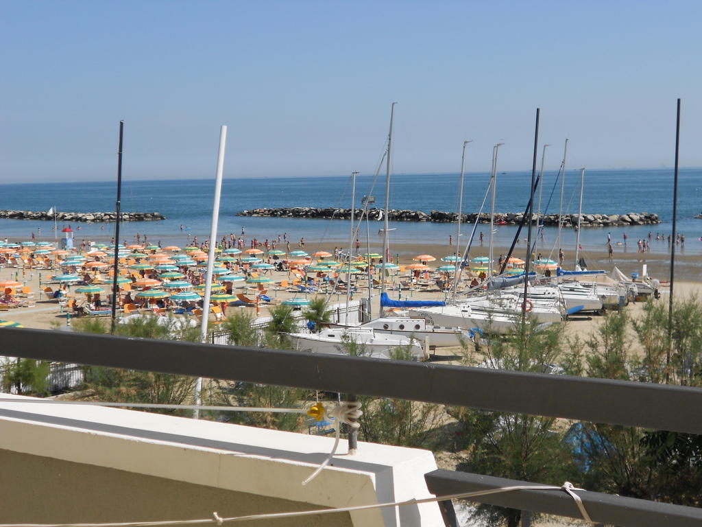 Hotel Laguna Blu Rimini Luaran gambar