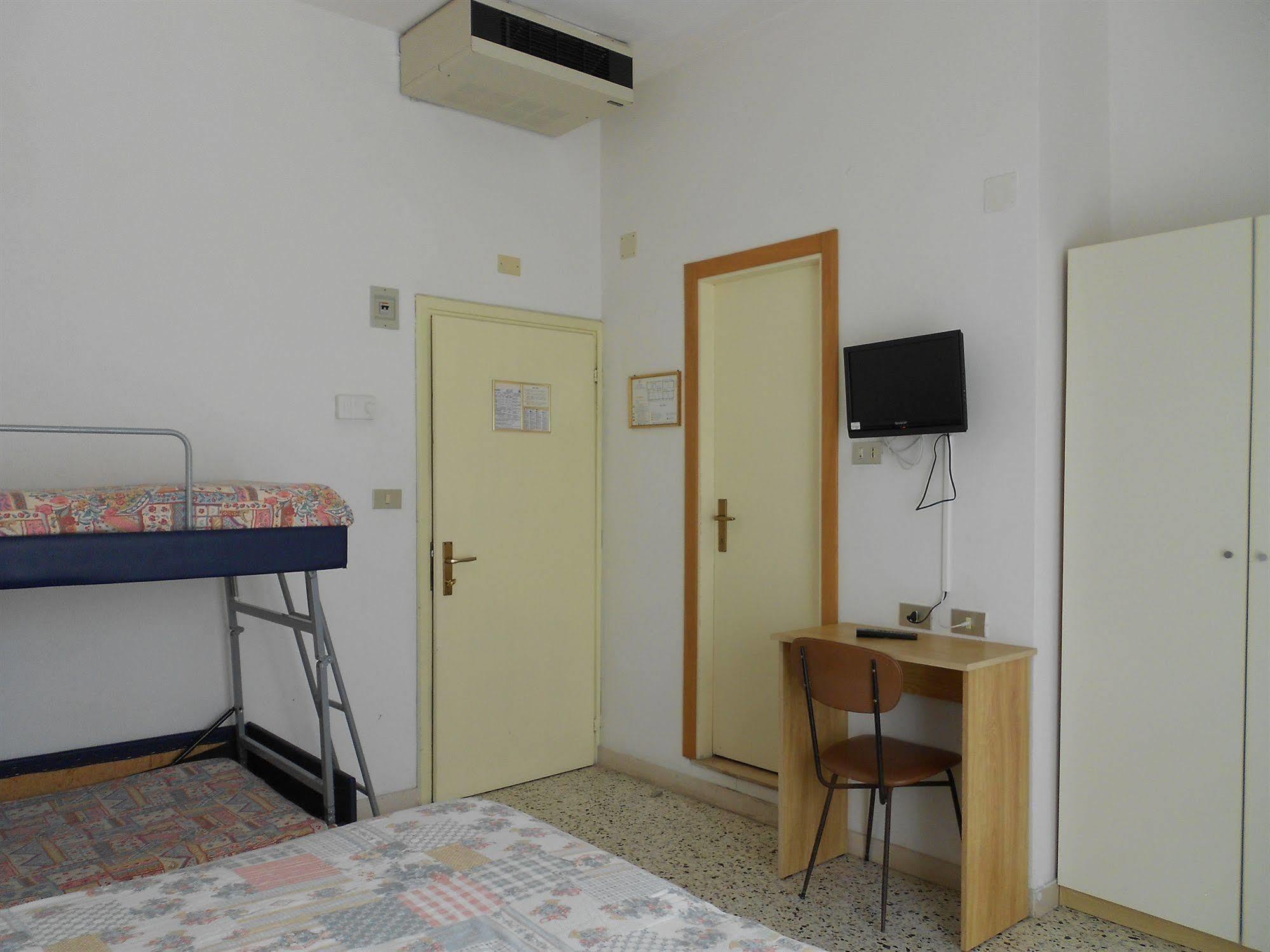Hotel Laguna Blu Rimini Luaran gambar